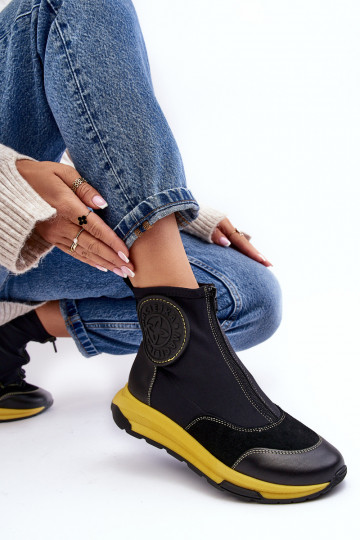 Dámske čižmy so zipsami Máciejka 06297-01 čierna