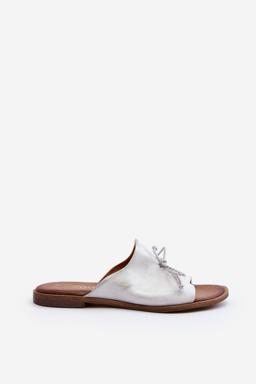 Zazoo 2659 Kožené papuče Dámske strieborná farba Zazoo 2659 Kožené papuče Dámske strieborná farba