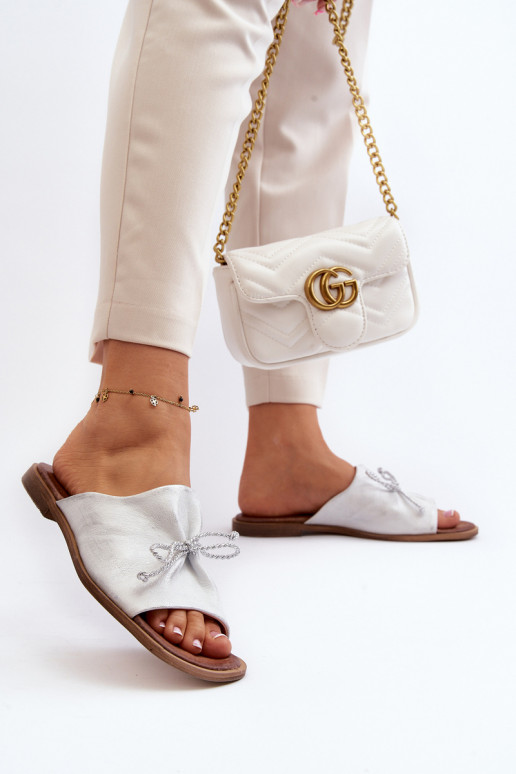 Zazoo 2659 Kožené papuče Dámske strieborná farba Zazoo 2659 Kožené papuče Dámske strieborná farba