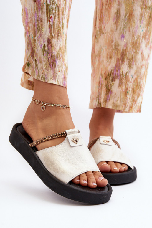 Zazoo 2896 Dámske papuče Kožené biely-zlatej farby Zazoo 2896 Dámske papuče Kožené biely-zlatej farby