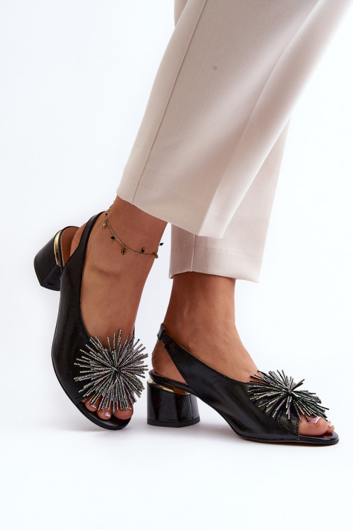 Dámske sandále s ozdobami Laura Messi 2719 čierna Dámske sandále s ozdobami Laura Messi 2719 čierna