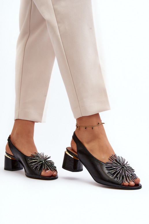 Dámske sandále s ozdobami Laura Messi 2719 čierna Dámske sandále s ozdobami Laura Messi 2719 čierna