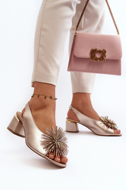 Dámske sandále s ozdobami Laura Messi 2719 zlatej farby Dámske sandále s ozdobami Laura Messi 2719 zlatej farby