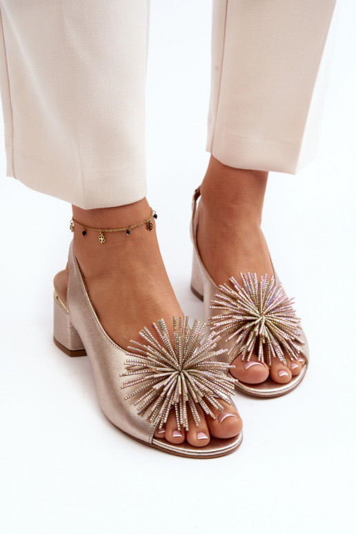Dámske sandále s ozdobami Laura Messi 2719 zlatej farby Dámske sandále s ozdobami Laura Messi 2719 zlatej farby
