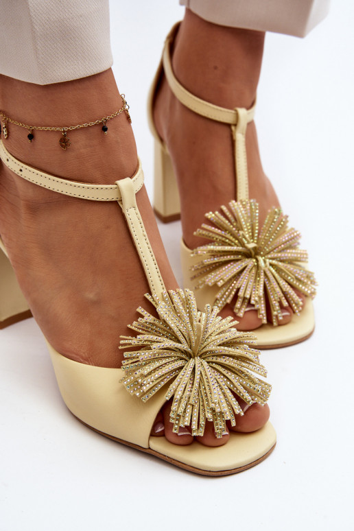 sandále Kožené s podpätkami s ozdobami Laura Messi 2758 béžová sandále Kožené s podpätkami s ozdobami Laura Messi 2758 béžová