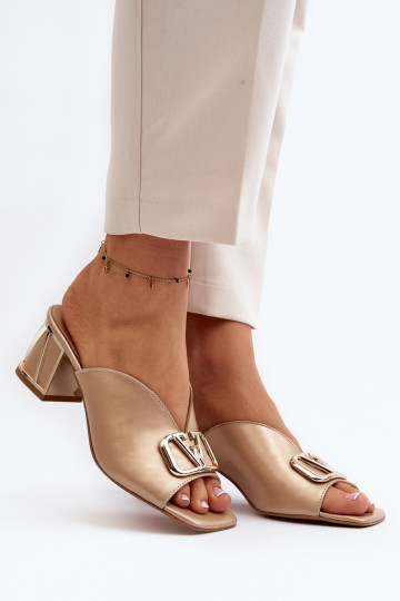 Elegantný štýl Dámske papuče s podpätkami Laura Messi 2771 zlatej farby 2