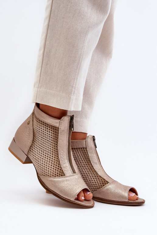 Kožené Dámske čižmy so širokými podpätkamiOdkrytymi Palcami Máciejka 06413-25 zlatej farby Kožené Dámske čižmy so širokými podpätkamiOdkrytymi Palcami Máciejka 06413-25 zlatej farby