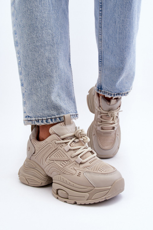 Tenisky model obuvi s trendovou masívnou podrážkou GOE NN2N4046 béžová Tenisky model obuvi s trendovou masívnou podrážkou GOE NN2N4046 béžová