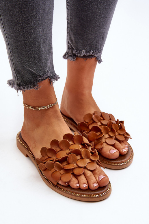 Zazoo 40381 Dámske Kožené papuče so širokými podpätkami Hnedá farba Zazoo 40381 Dámske Kožené papuče so širokými podpätkami Hnedá farba