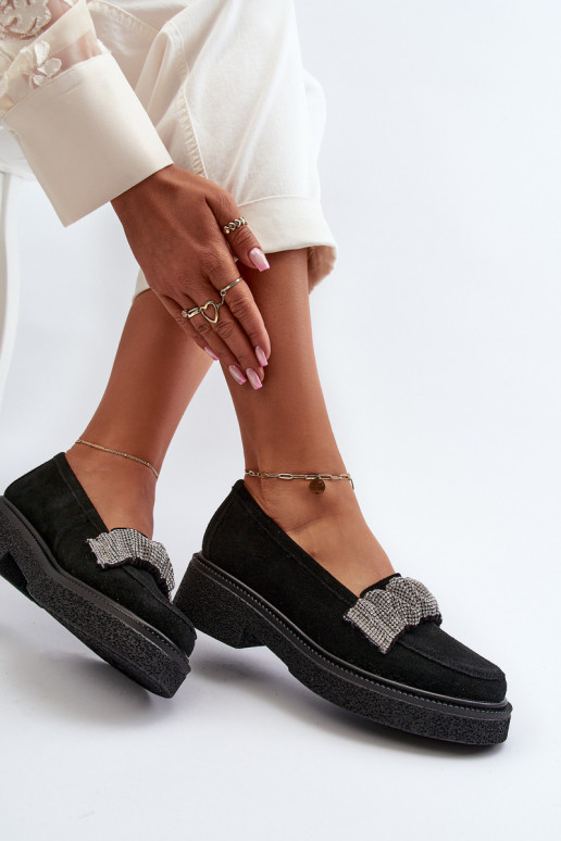 Zazoo 3419 dámske mokasíny zo semišu S ozdobným pásikom čierna Zazoo 3419 dámske mokasíny zo semišu S ozdobným pásikom čierna