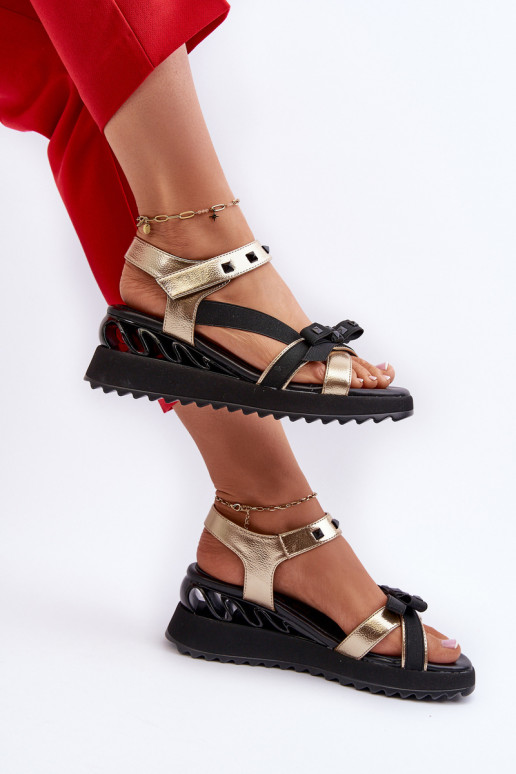 Dámske sandále so stuhami D&A CR956 zlatej farby