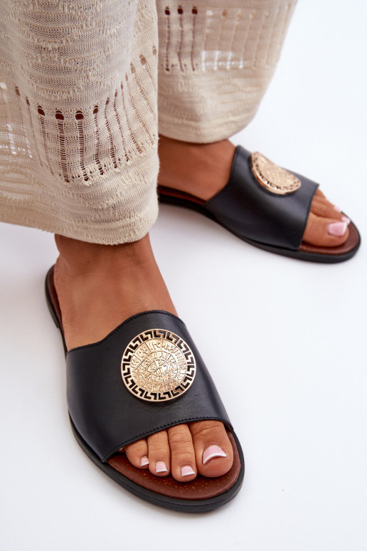 Zazoo 2938 Kožené papuče so širokými podpätkami s ozdobami čierna Zazoo 2938 Kožené papuče so širokými podpätkami s ozdobami čierna