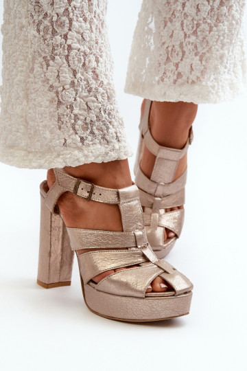 Dámske sandále na vysokom opätku Kožené Máciejka 06050-25 zlatej farby