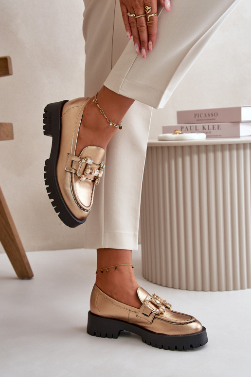 Dámske Kožené Mokasíny s ozdobami CheBello 4369 zlatej farby