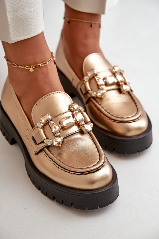 Dámske Kožené Mokasíny s ozdobami CheBello 4369 zlatej farby