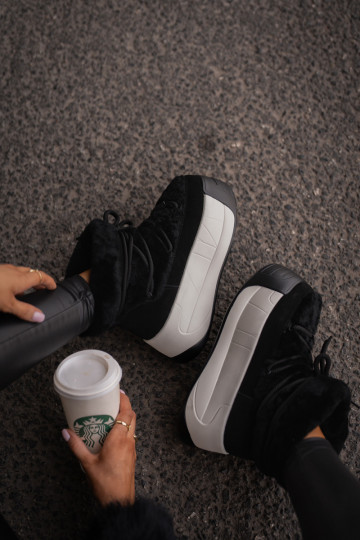 Kožené Snehule Dámske Zapnuté hrubej podrážke s kožušinou Big Star OO274A206 čierna 2