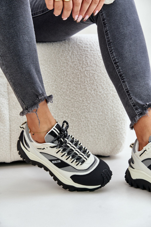 Kožené Tenisky model obuvi Dámske s platformou Big Star OO274A220 HI-POLY SYSTEM biely-čierna Kožené Tenisky model obuvi Dámske s platformou Big Star OO274A220 HI-POLY SYSTEM biely-čierna