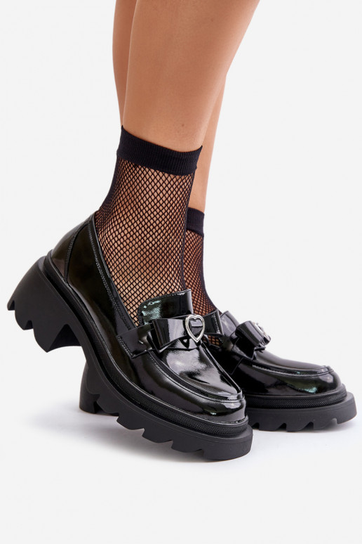 Kožené Dámske Mokasíny so stuhami I Srdiečkam D&A LZ42-032 čierna Kožené Dámske Mokasíny so stuhami I Srdiečkam D&A LZ42-032 čierna