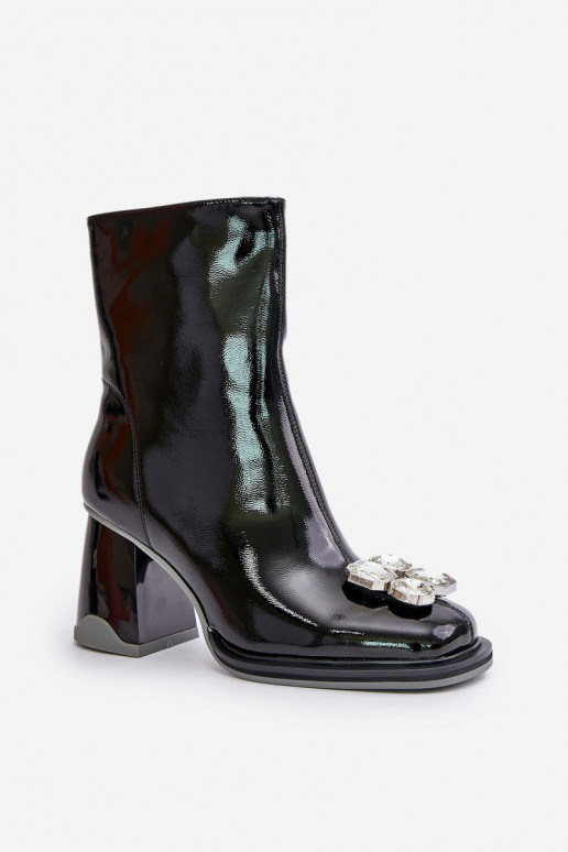 s lakovým efektom Dámske čižmy s ozdobami D&A MR880-019 čierna s lakovým efektom Dámske čižmy s ozdobami D&A MR880-019 čierna