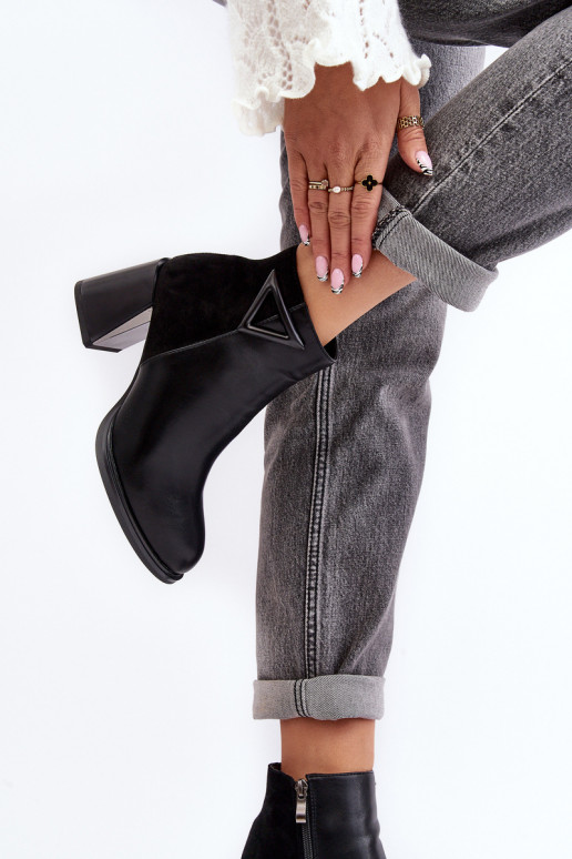 s lakovým efektom Čižmy s podpätkami zahriať sa MR880-093 čierna s lakovým efektom Čižmy s podpätkami zahriať sa MR880-093 čierna