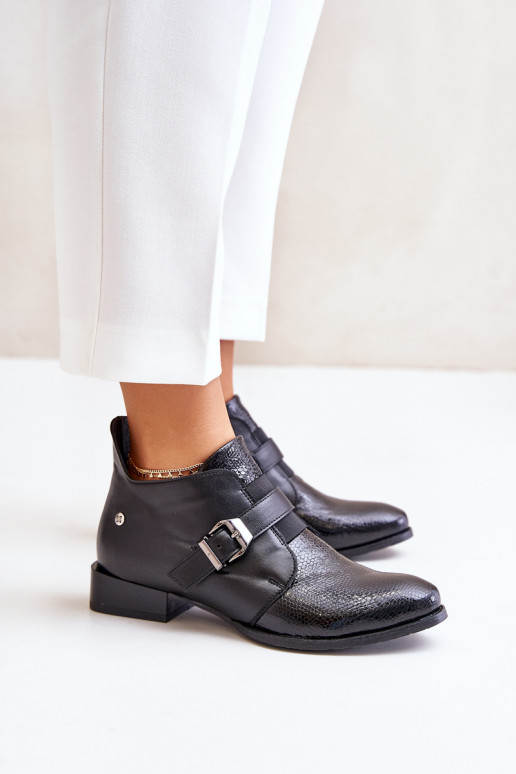 Kožené Nízka Čižmy Zapnuté Hrad Máciejka 06692-01 čierna Kožené Nízka Čižmy Zapnuté Hrad Máciejka 06692-01 čierna