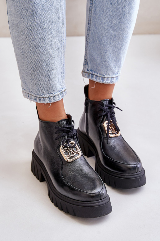 Zazoo 2952 Kožené Čižmy so zlatými detailmi čierna