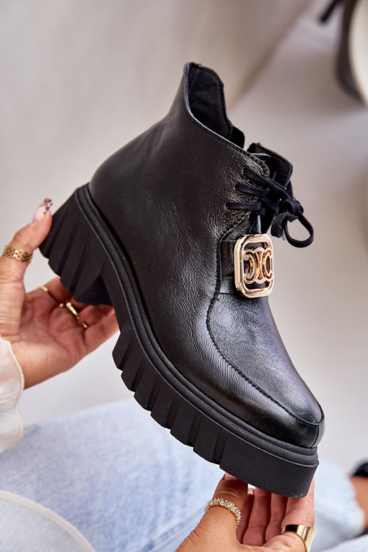 Zazoo 2952 Kožené Čižmy so zlatými detailmi čierna