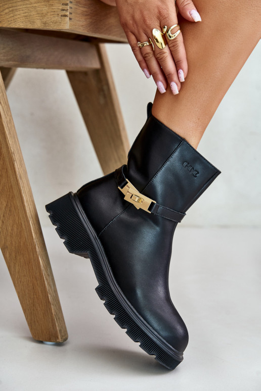 Kožené Dámske čižmy s popruhmi zahriať sa GOE OO2N4150 čierna Kožené Dámske čižmy s popruhmi zahriať sa GOE OO2N4150 čierna