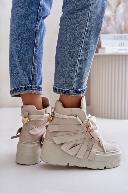 Kožené Tenisky model obuvi Dámske s platformou CheBello 4561 béžová Kožené Tenisky model obuvi Dámske s platformou CheBello 4561 béžová