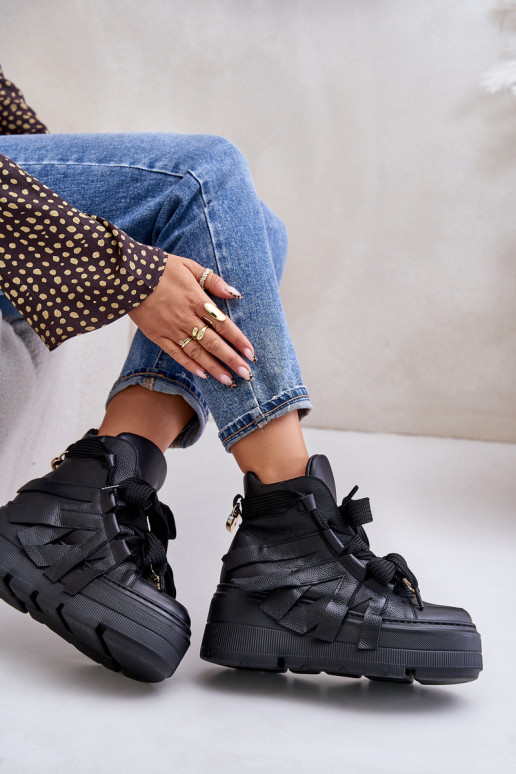 Kožené Tenisky model obuvi Dámske s platformou CheBello 4561 čierna Kožené Tenisky model obuvi Dámske s platformou CheBello 4561 čierna