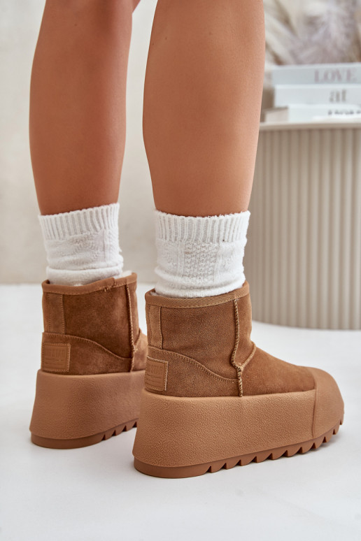 zahriať sa zo semišu Snehule s platformou Big Star OO274A212 Hnedá farba