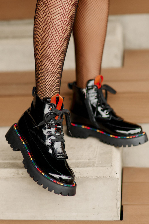 Kožené s lakovým efektom Pracovné členkové topánky Zapnuté Hrad čierna Anafra