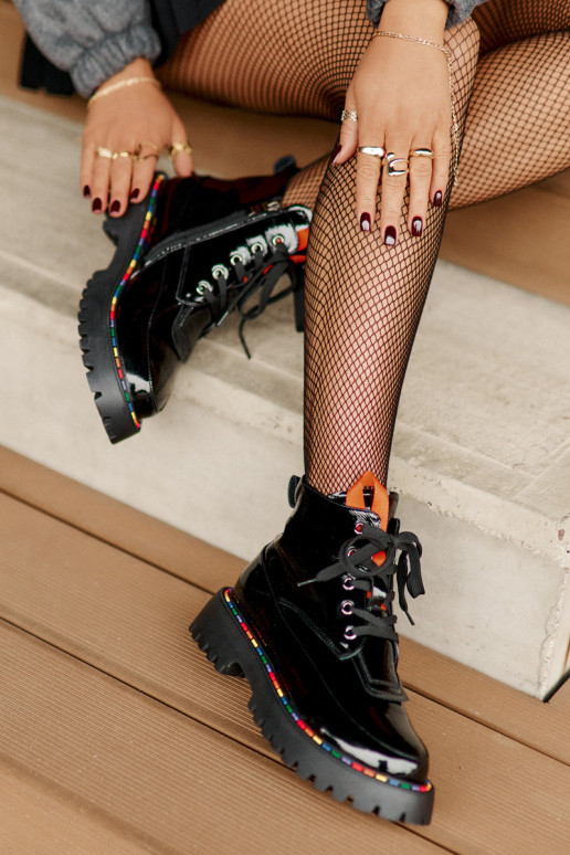 Kožené s lakovým efektom Pracovné členkové topánky Zapnuté Hrad čierna Anafra