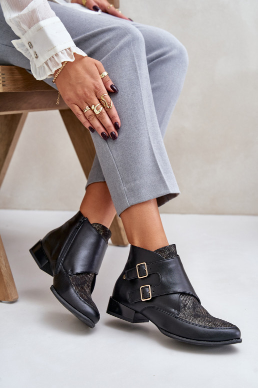 Kožené Čižmy Zapnuté nízkom opätku s prackami Máciejka 06696-01 čierna Kožené Čižmy Zapnuté nízkom opätku s prackami Máciejka 06696-01 čierna