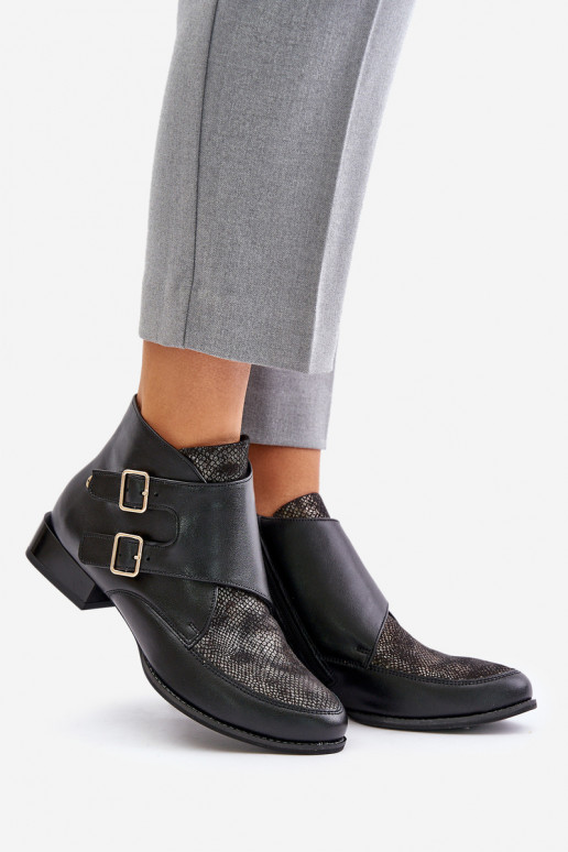 Kožené Čižmy Zapnuté nízkom opätku s prackami Máciejka 06696-01 čierna Kožené Čižmy Zapnuté nízkom opätku s prackami Máciejka 06696-01 čierna