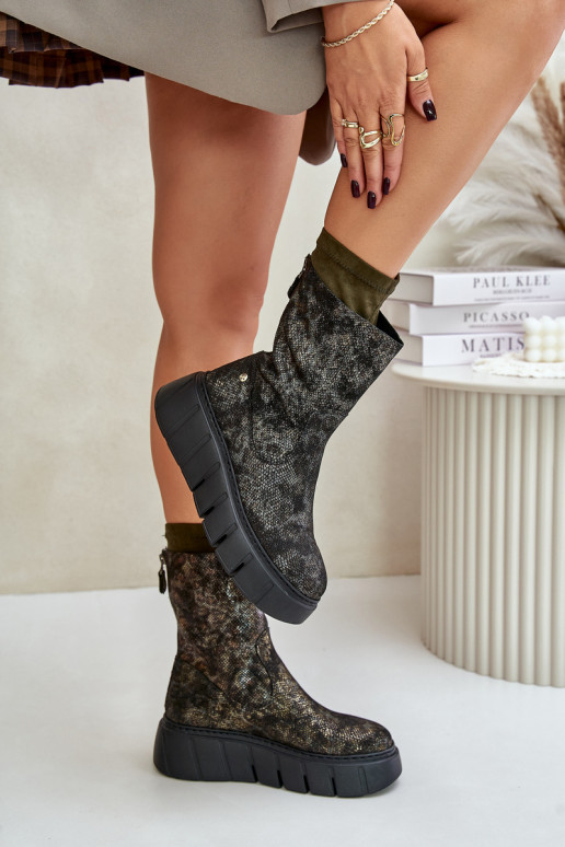 Kožené Dámske čižmy s platformou Máciejka 06766-09 khaki farby Kožené Dámske čižmy s platformou Máciejka 06766-09 khaki farby