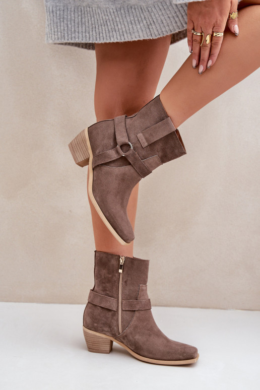 ČižmyZapnutéturalnego zo semišuu s podpätkami Zazoo 3444/2 Hnedá farba ČižmyZapnutéturalnego zo semišuu s podpätkami Zazoo 3444/2 Hnedá farba