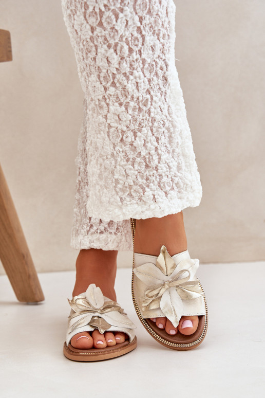 Papuče s ozdobami pravá koža Zazoo 3667 zlatej farby Przecierany Papuče s ozdobami pravá koža Zazoo 3667 zlatej farby Przecierany