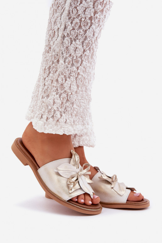 Papuče s ozdobami pravá koža Zazoo 3667 zlatej farby Przecierany Papuče s ozdobami pravá koža Zazoo 3667 zlatej farby Przecierany