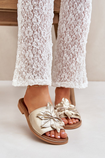 Papuče s ozdobami pravá koža Zazoo 3667 zlatej farby