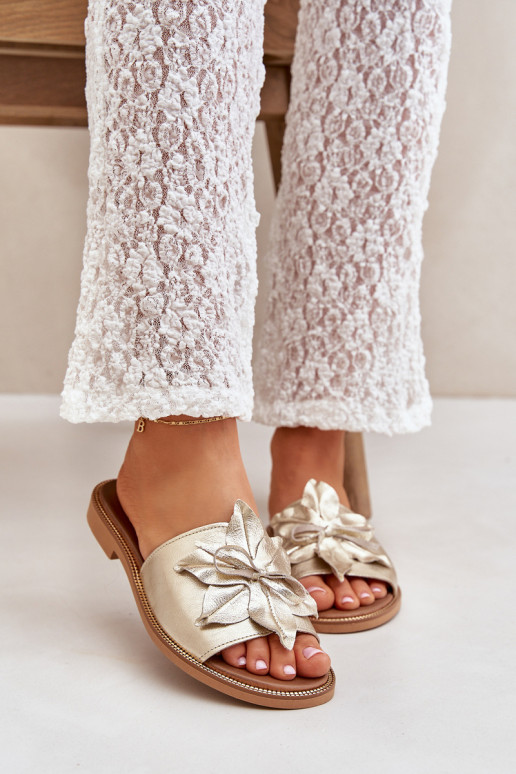 Papuče s ozdobami pravá koža Zazoo 3667 zlatej farby Papuče s ozdobami pravá koža Zazoo 3667 zlatej farby