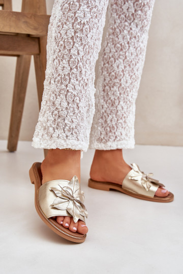 Papuče s ozdobami pravá koža Zazoo 3667 zlatej farby 2