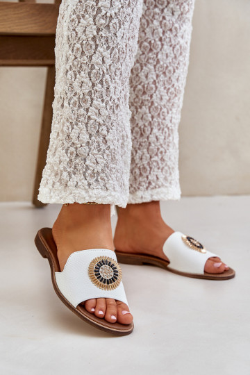 Kožené papuče s ozdobami so širokými podpätkami LeInski 3047/O biela farba