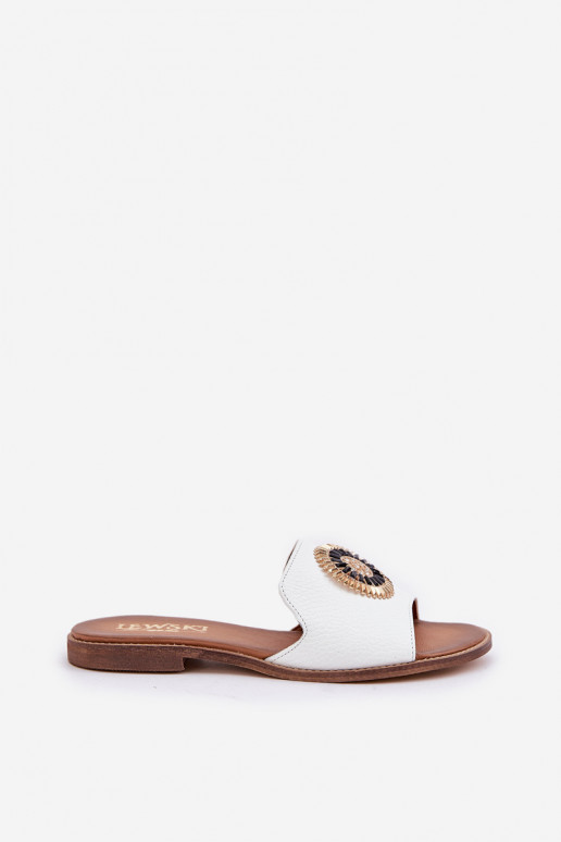 Kožené papuče s ozdobami so širokými podpätkami LeInski 3047/O biela farba