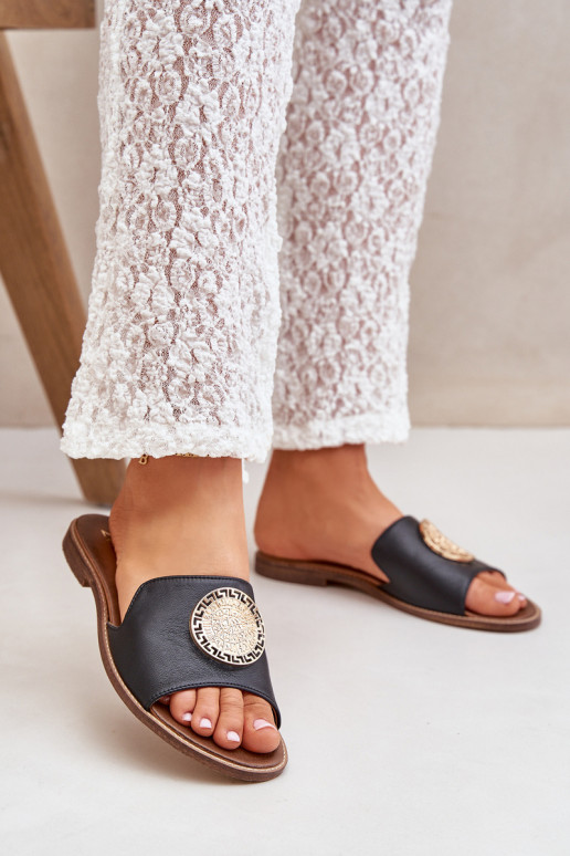 Kožené papuče s ozdobami so širokými podpätkami Zazoo 3047/O čierna