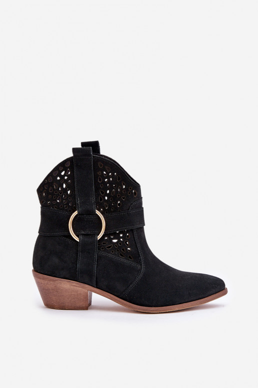Semišové topánky kovbojský štýl s prvkami prelamovania s podpätkami Zazoo 2994 čierna Semišové topánky kovbojský štýl s prvkami prelamovania s podpätkami Zazoo 2994 čierna