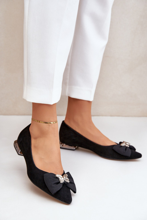 Elegantný štýl Semišové balerínky Dámske so stuhami Laura Messi 2893 čierna Elegantný štýl Semišové balerínky Dámske so stuhami Laura Messi 2893 čierna