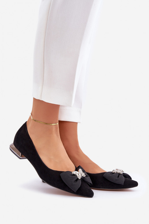 Elegantný štýl Semišové balerínky Dámske so stuhami Laura Messi 2893 čierna Elegantný štýl Semišové balerínky Dámske so stuhami Laura Messi 2893 čierna