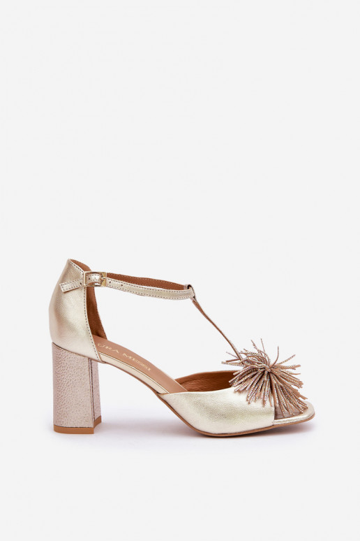 sandále Kožené s podpätkami s ozdobami Laura Messi 2758 zlatej farby sandále Kožené s podpätkami s ozdobami Laura Messi 2758 zlatej farby
