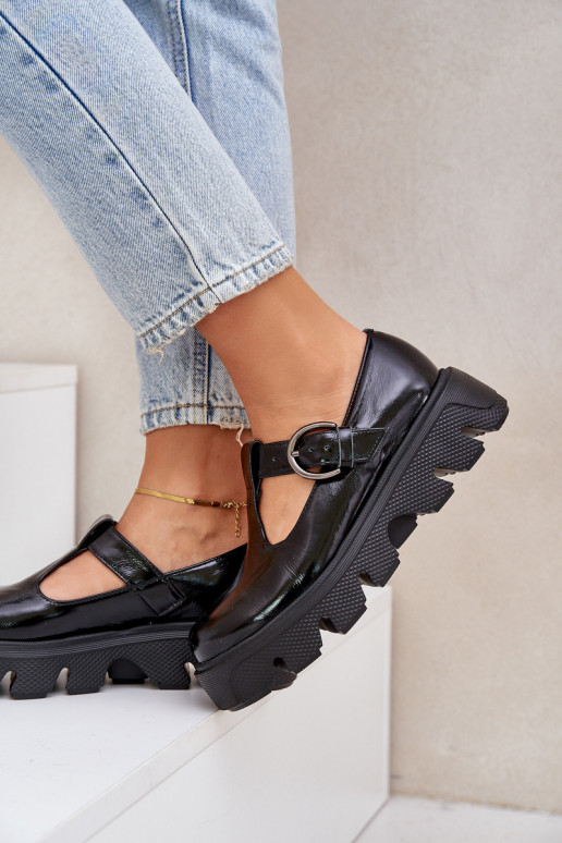 s lakovým efektom Kožené topánky s prackami Zazoo 20183 čierna s lakovým efektom Kožené topánky s prackami Zazoo 20183 čierna